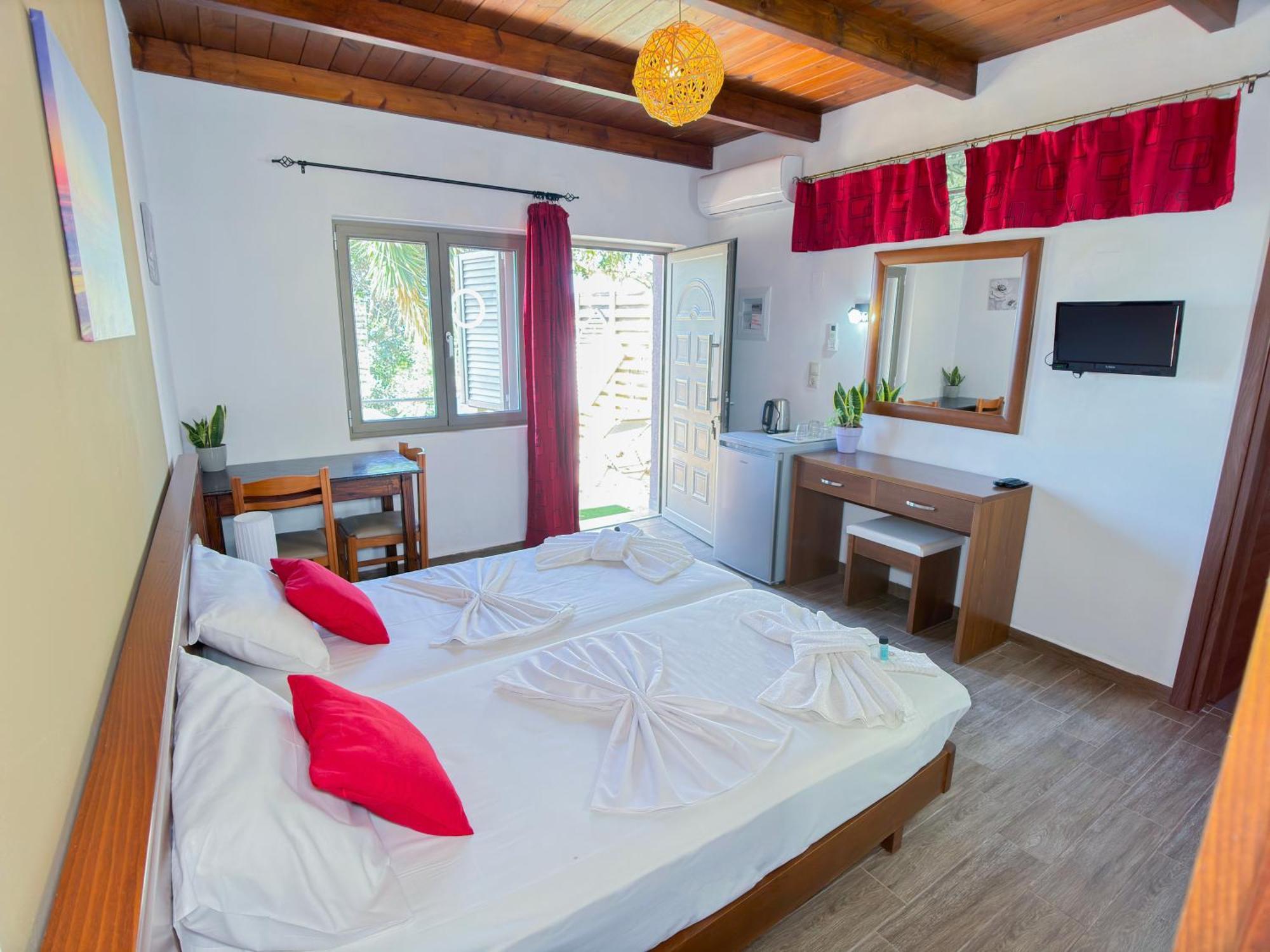 Beautiful Life Rooms With Sea View - Next To Elafonisi Beach ภายนอก รูปภาพ